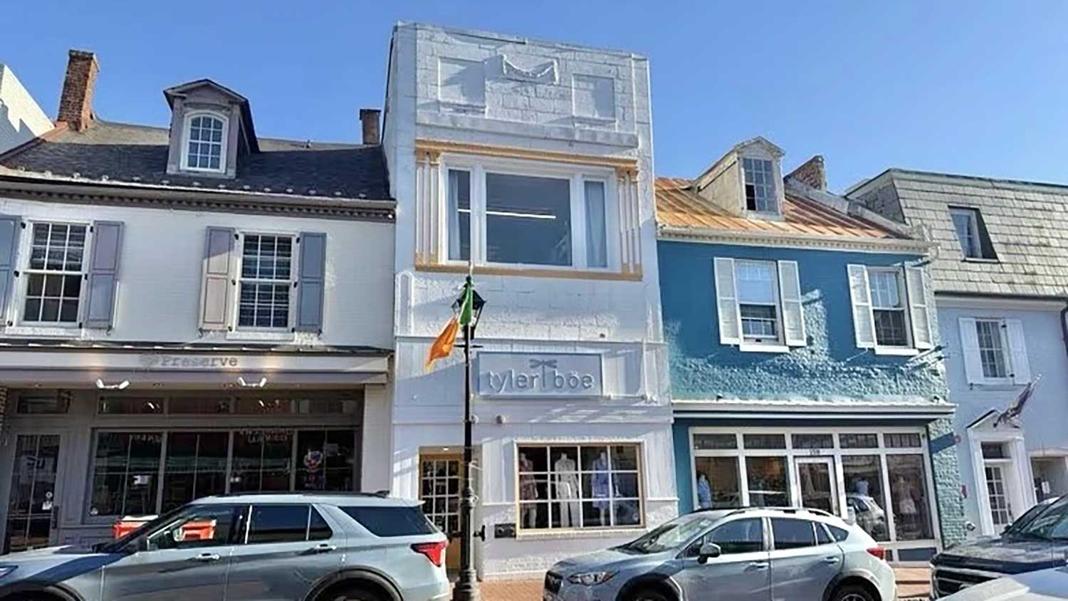 162 Main Street